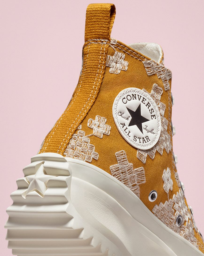 Pantofi Platforma Barbati Converse Run Star Hike Tonal Embroidery Inalti Aurii | RO XHIZQ947